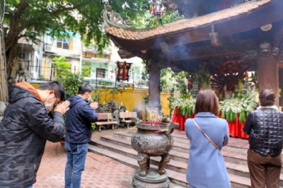 Đi Chùa lễ Phật