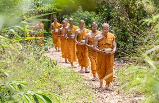 Lợi hành nhiếp của Phật giáo: Hiếu ứng quan tâm hạnh phúc và lợi ích