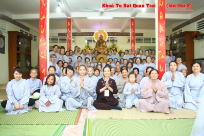 Khóa tu tại Bát Bửu Phật Đài 2016