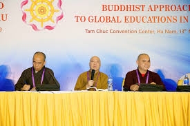 Đạo Đức và Trí Tuệ Giải pháp cho xã hội bền vững